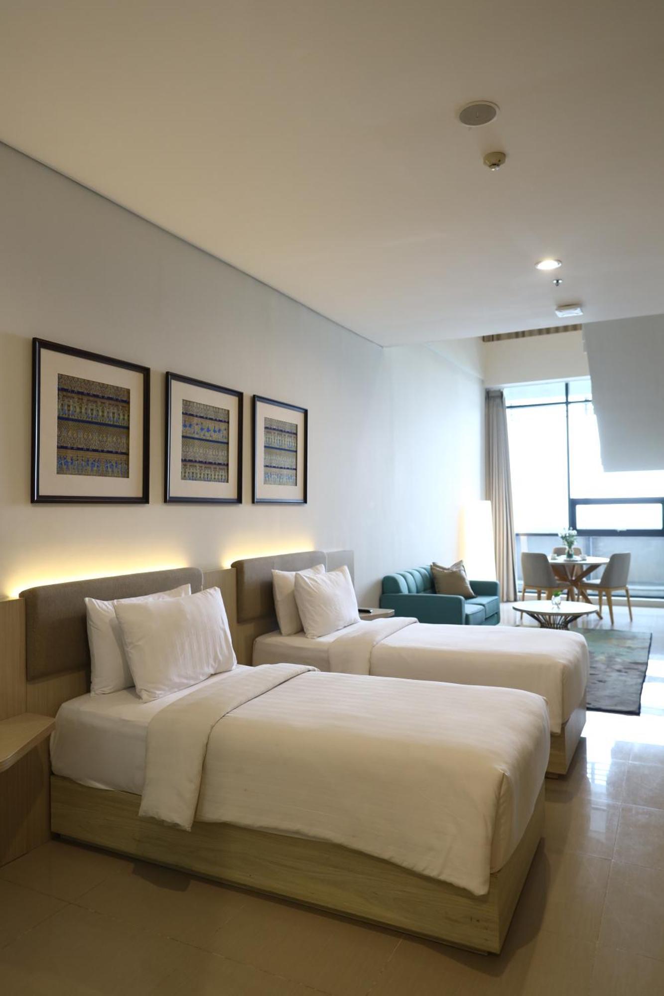 Skysuites Residence Surabaya Bagian luar foto